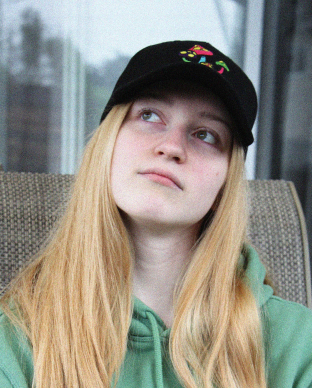 Mégane Bilodeau cheveux longs