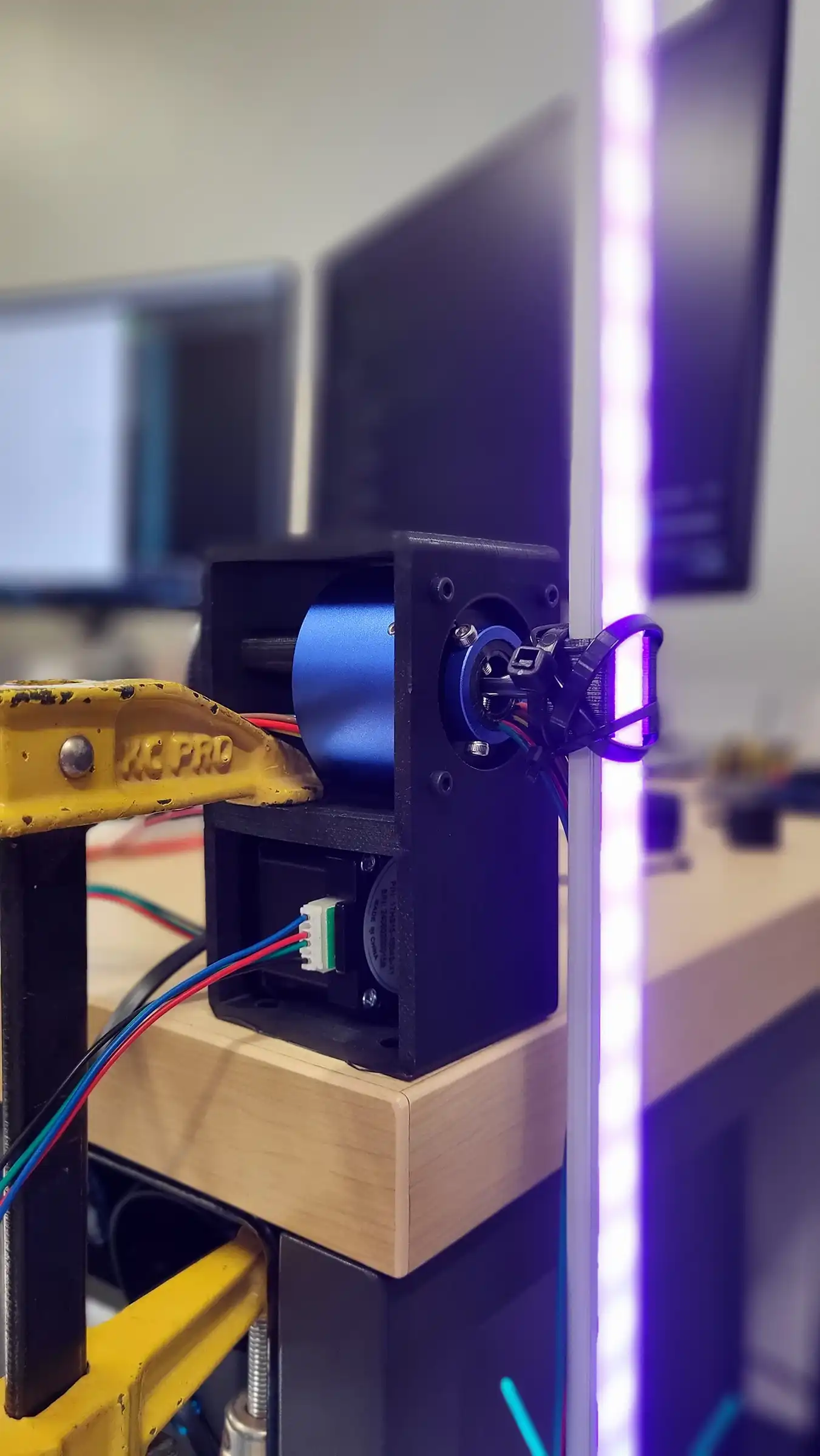 Premier Orbital v1 - Très fragile